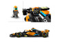 LEGO McLaren Formel 1-Rennwagen mit Fahrer.