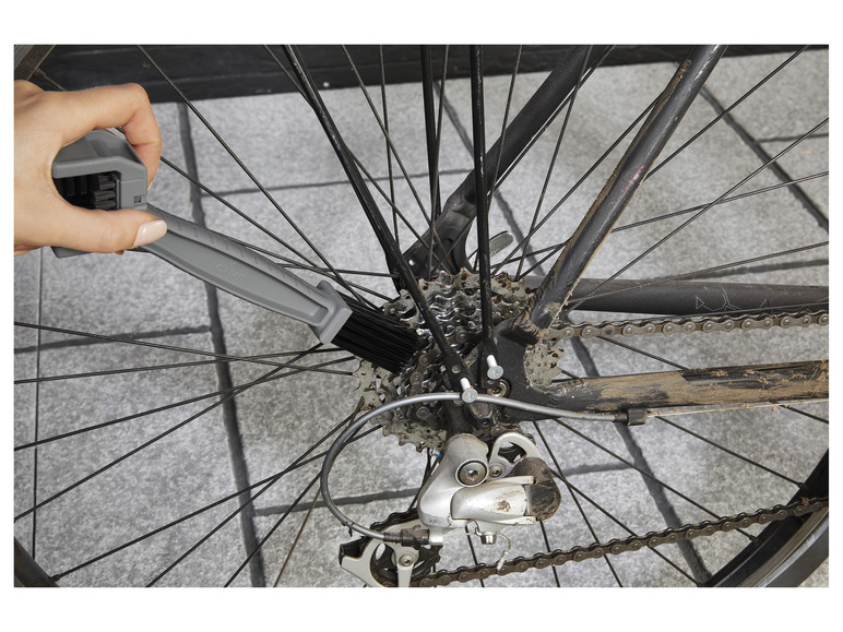 Gehe zu Vollbildansicht: CRIVIT Fahrrad-Reinigungs-Set mit Aufbewahrungsbox - Bild 13
