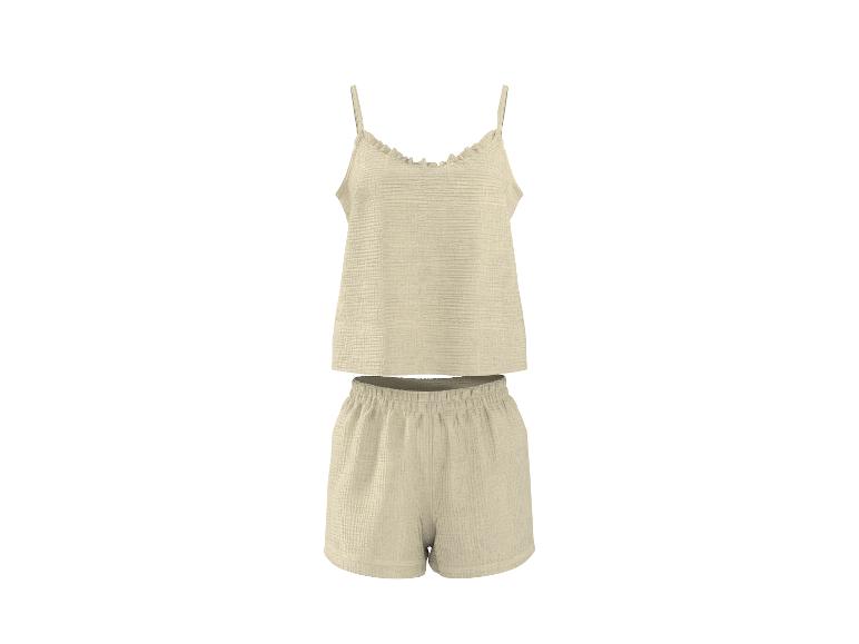 Beiges zweiteiliges Pyjama-Set mit Spaghettiträger-Top und Shorts.