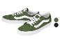Grüne Low-Top-Sneaker mit weißen Schnürsenkeln und Streifen, weiße Sohle
