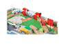Holzspieltisch mit Zug, Tunnel und Zubehör.