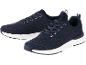 Zwei dunkelblaue Sportschuhe mit weißen Sohlen und weißen Schnürsenkeln.