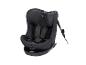 Schwarzer Kindersitz mit Fünfpunktgurt und drehbarer Basis.