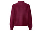 Ein dunkelroter Pullover mit Rollkragen.