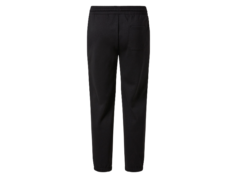 Schwarze Jogginghose mit Tasche.