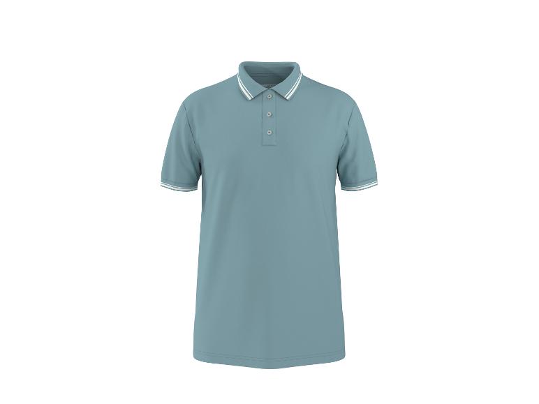 Himmelblaues Poloshirt mit weiß gestreiftem Kragen und Ärmelbündchen.
