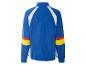 Blaue Sportjacke mit weißen Einsätzen und rot-gelben Streifen.