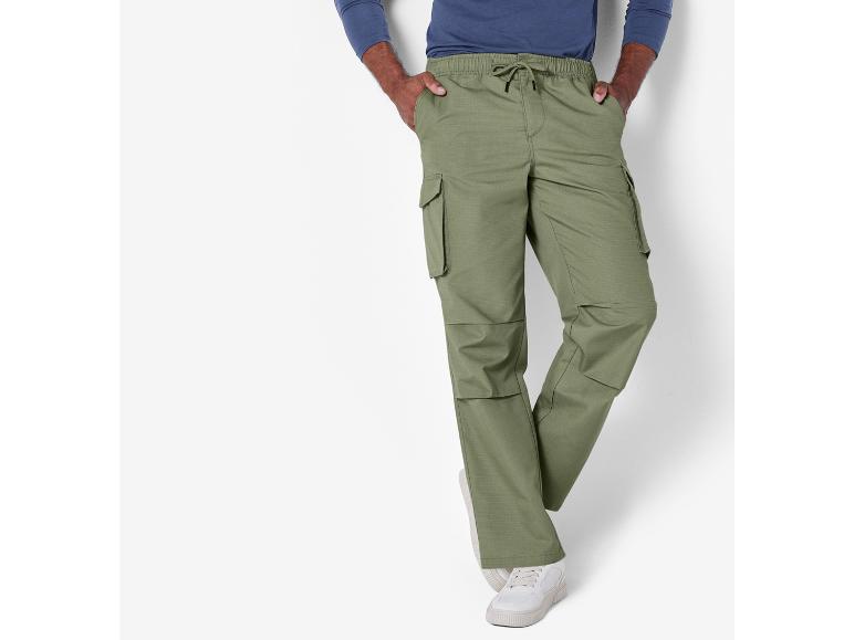 Grüne Cargohose mit Gummizug.
