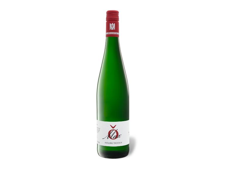 Weißweinflasche mit rotem Verschluss und weißem Etikett mit schwarzem und rotem Text.