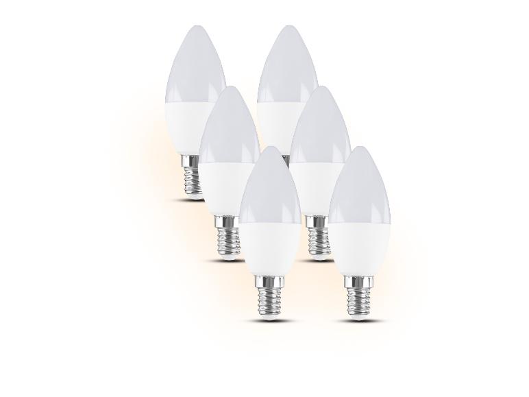Sechs LED-Lampen mit E14-Sockel.