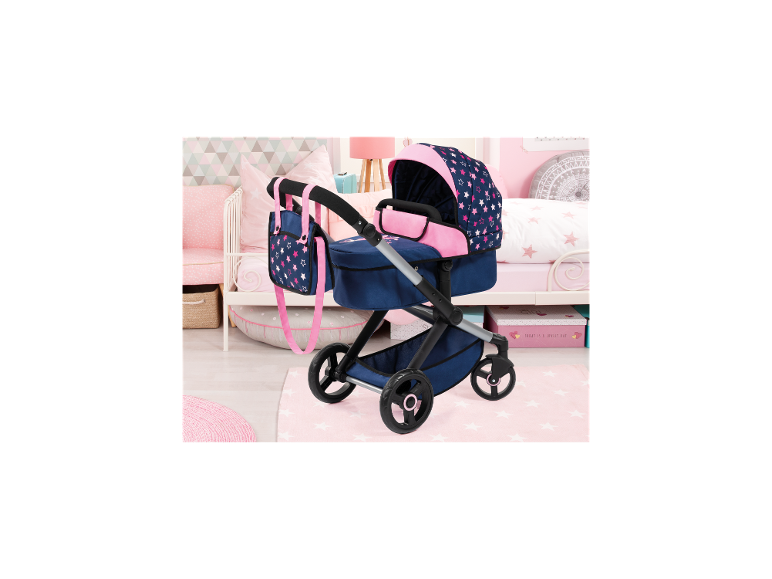 BAYER DESIGN Kombi-Puppenwagen Xeo Deluxe Set in Blau und Pink mit Sternenmuster in einem Kinderzimmer