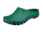 Grüne Gartenschuhe mit gezackter Sohle