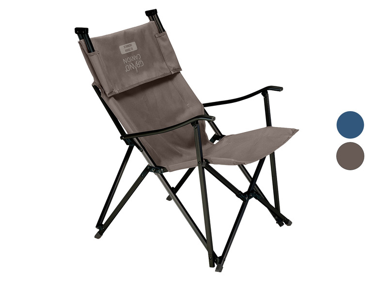 Ein hellgrauer Klappstuhl mit Grand Canyon Logo.