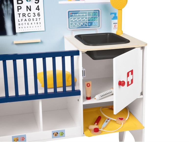 Playtive 2 in 1 Baby-Klinik und Tierarzt, viel mit Zubehör