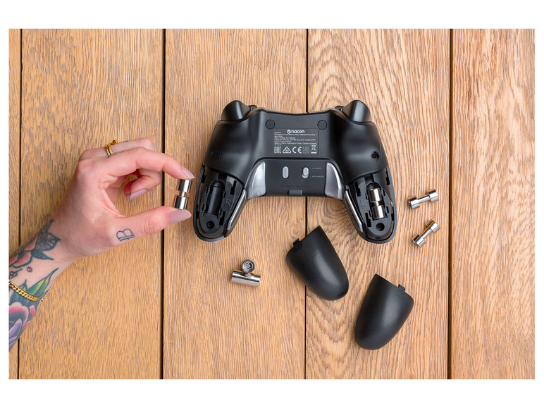 Gehe zu Vollbildansicht: Nacon Revolution X Pro Controller »Xbox Series X,S, Xbox One und PC« - Bild 7