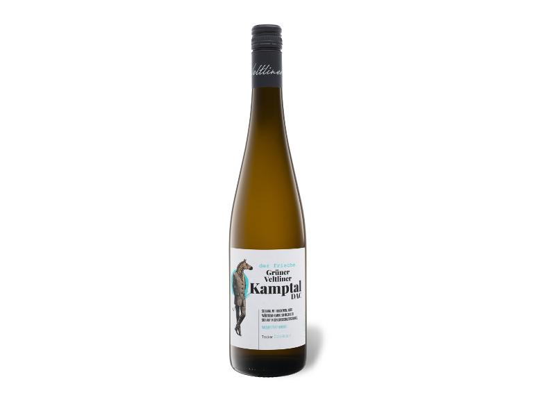 Flasche Weißwein Grüner Veltliner Kamptal mit Zebra im Anzug auf dem Etikett.