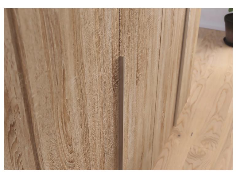 Detail eines Holzschranks mit vertikalem Griff.