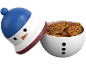 Schneemann-Keksdose gefüllt mit Schokoladenkeksen