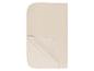 Beige Wickelunterlage, zur Hälfte gefaltet