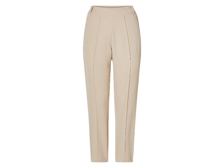 Beige Hose mit hoher Taille.