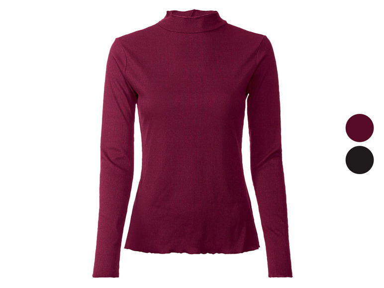 Ein burgunderfarbener, gerippter Pullover mit langen Ärmeln.