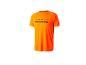 Orangefarbenes Crivit Sport-T-Shirt mit dem Schriftzug „FUELED BY FITNESS“.