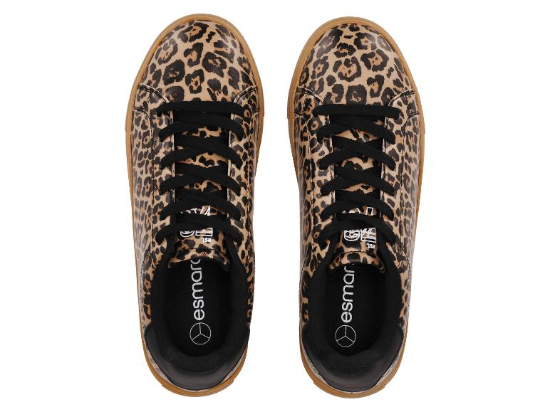 Sneaker mit Leopardenmuster und schwarzen Schnürsenkeln, Marke Esmara