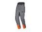 Graue Arbeitshose mit orangefarbenen Details und schwarzem Bund.