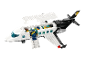 Spielzeugflugzeug mit Passagieren und Pilot.