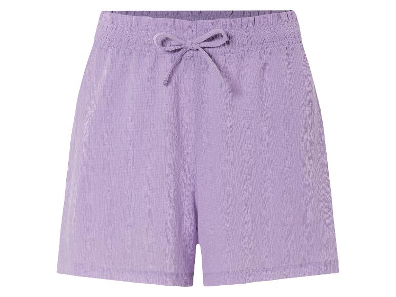 Lila Shorts mit Kordelzug: leichtes Sommerkleidungsstück.