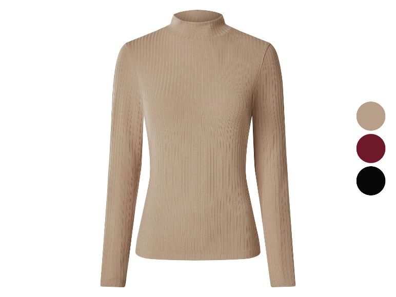 Beiger Damen-Rollkragenpullover mit Rippstruktur, mit Farbmustern.