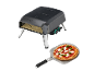 Tragbarer Pizzaofen mit einer Margherita-Pizza auf einem Pizzaschieber.