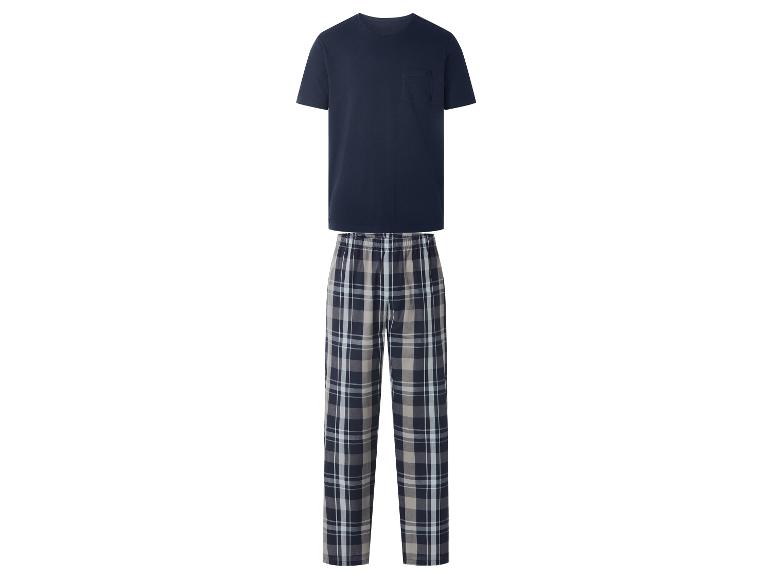 Herren-Pyjama mit marineblauem T-Shirt und karierter Hose.