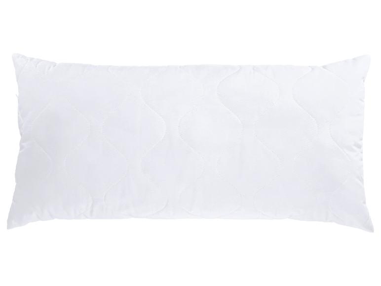 LIVARNO® waschbares weißes Kopfkissen 80 x 40 cm mit wellenförmigem Steppmuster.