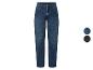 Dunkelblaue Jeans mit geraden Beinen.