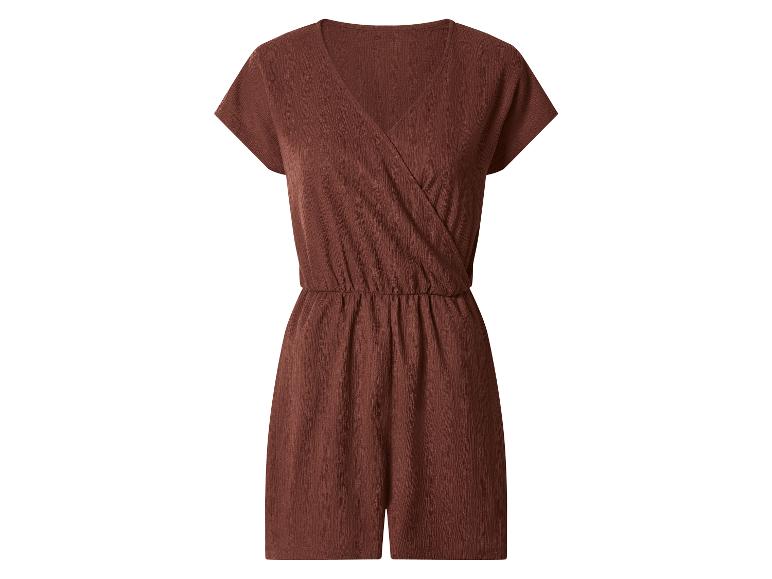 Brauner Damen-Kurzoverall mit kurzen Ärmeln und V-Ausschnitt.