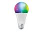 Smarte LED-Glühbirne mit wechselnden Farben auf weißem Hintergrund.