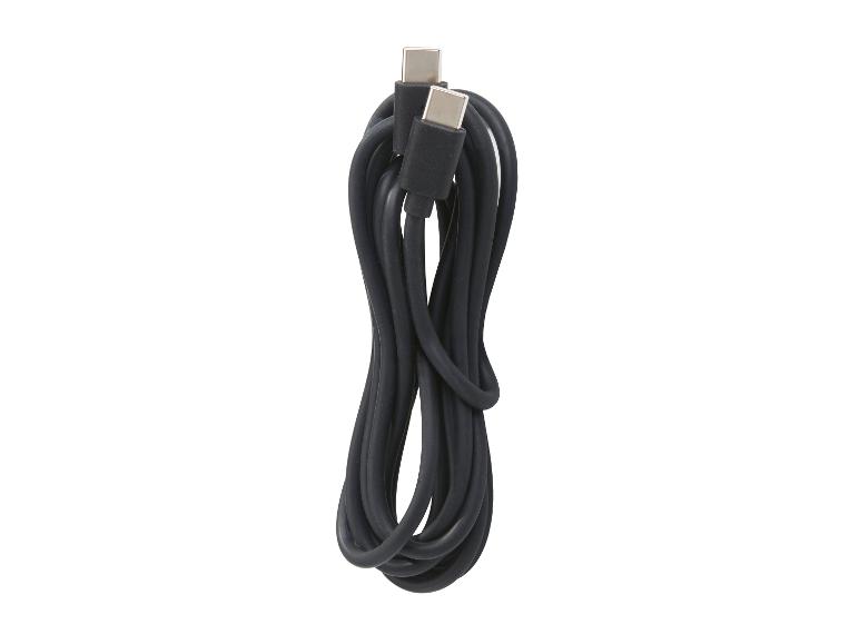 Aufgerolltes schwarzes USB-C Ladekabel.