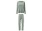 Weicher Velours-Loungewear-Set in Salbeigrün, bestehend aus Langarmshirt und Hose.