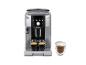Automatischer Kaffeevollautomat mit zwei Espressos und einem Latte in Gläsern.