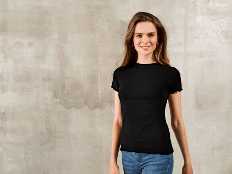 Gehe zu Vollbildansicht: esmara® Damen T-Shirt, 2 Stück, in Ripp-Qualität mit Rundhalsausschnitt - Bild 19