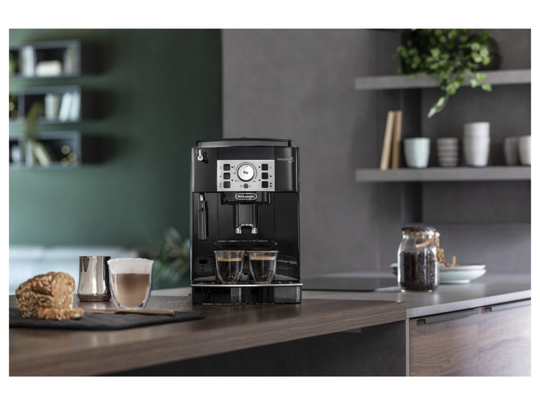 Kaffeevollautomat Magnifica S »ECAM22.105.B«