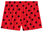 Rote Shorts mit schwarzen Punkten.
