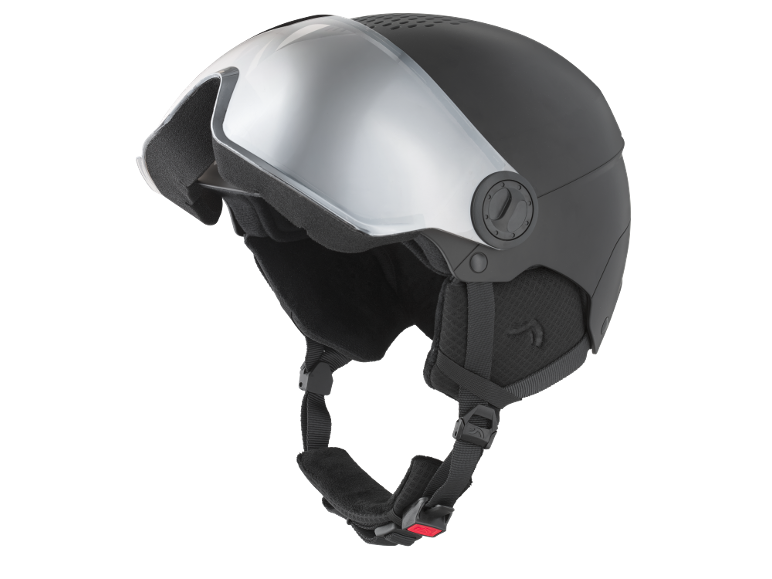 Schwarzer Skihelm mit silbernem Visier und roter Schnalle