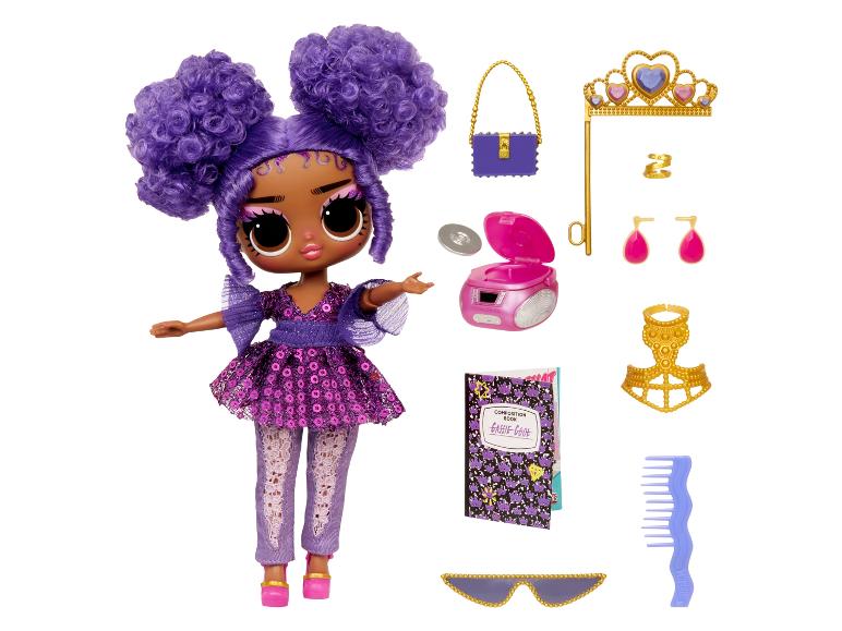 LOL Surprise Puppe mit lila Haaren und Accessoires wie einer Krone und einem CD-Player.