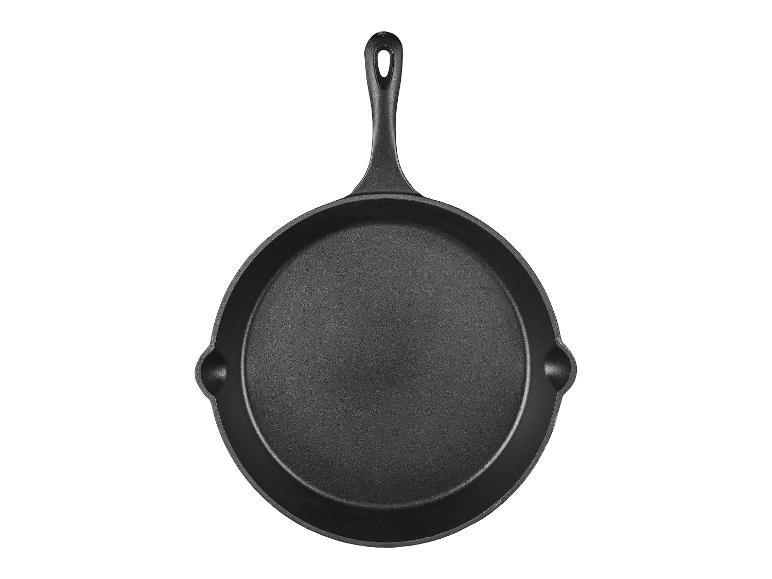 Schwarze Gusseisenpfanne: Küchenutensil.