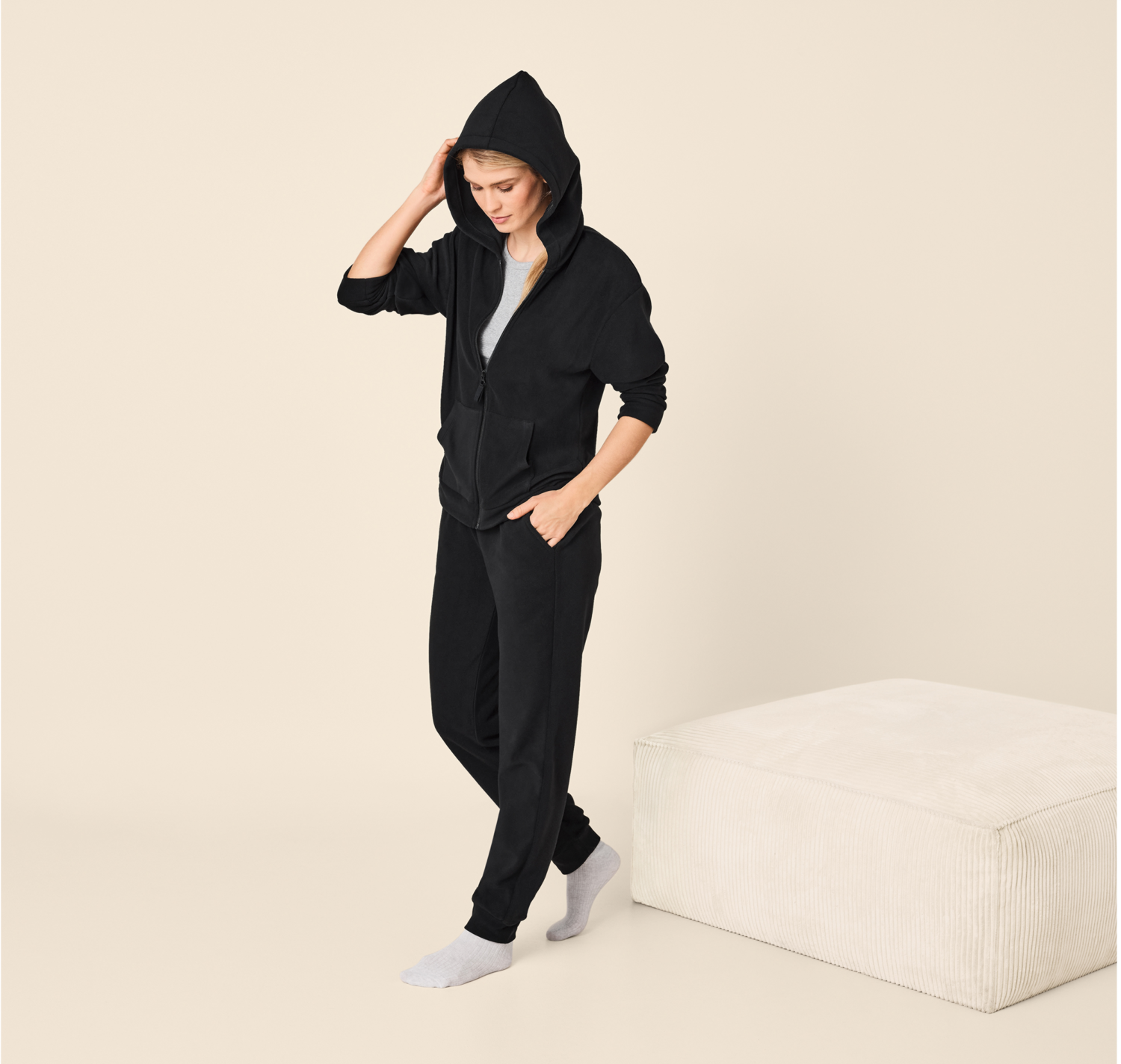 ESMARA® Damen Hausanzug Fleece (Schwarz, M(40/42)) – Bild 2 von 4