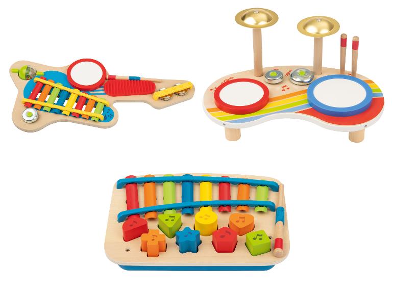 Holzmusikinstrumente-Set für Kinder, inklusive Gitarre, Schlagzeug und Xylophon.