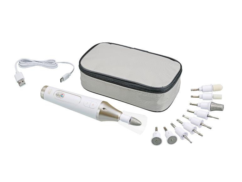 Maniküre- und Pediküre-Set mit elektrischer Feile, verschiedenen Aufsätzen und Etui.