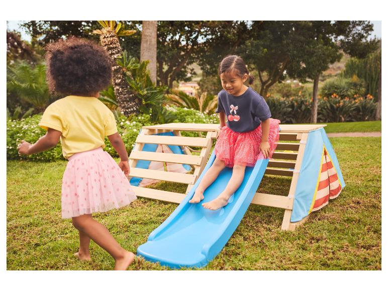 Spieltipi mit Rutsche